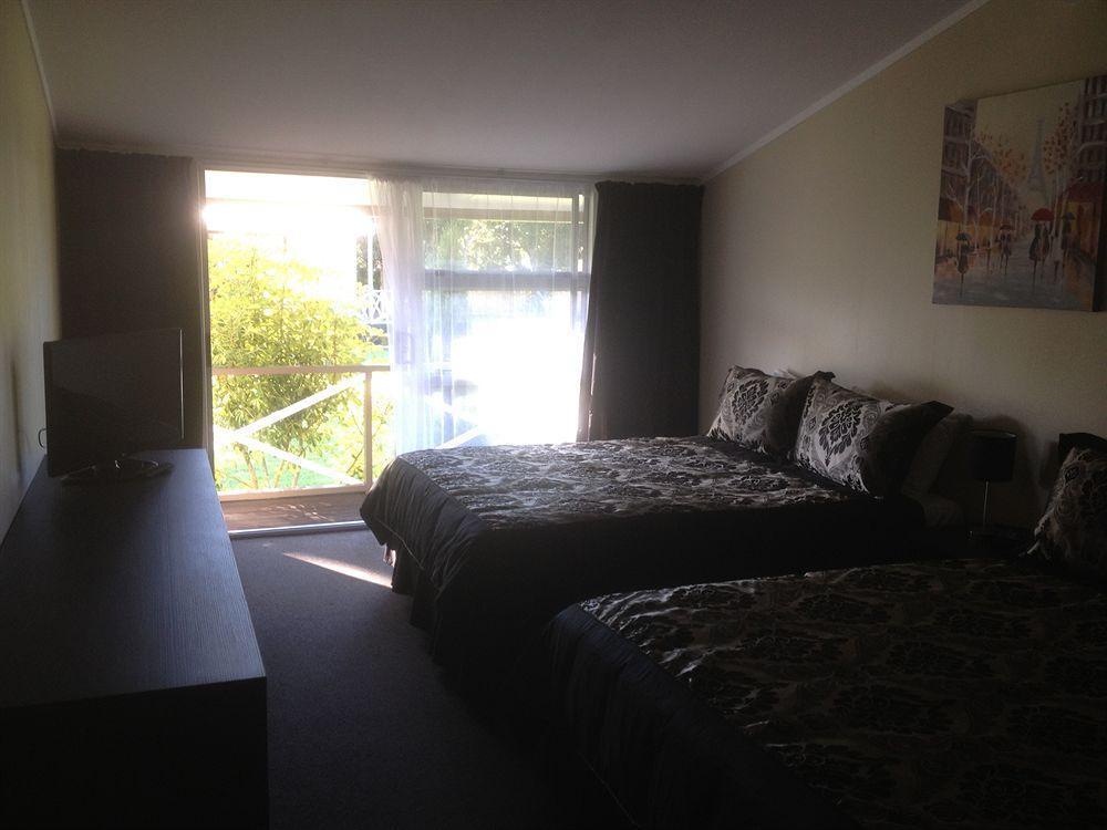 Aero Airport Hotel 3*